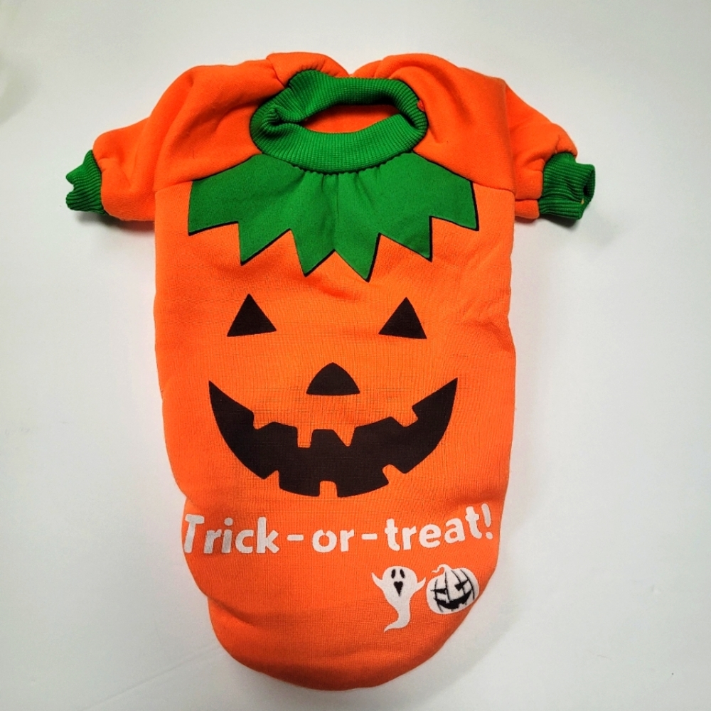 Pumpkin dog sweater in size small (small dog) for Halloween 🎃